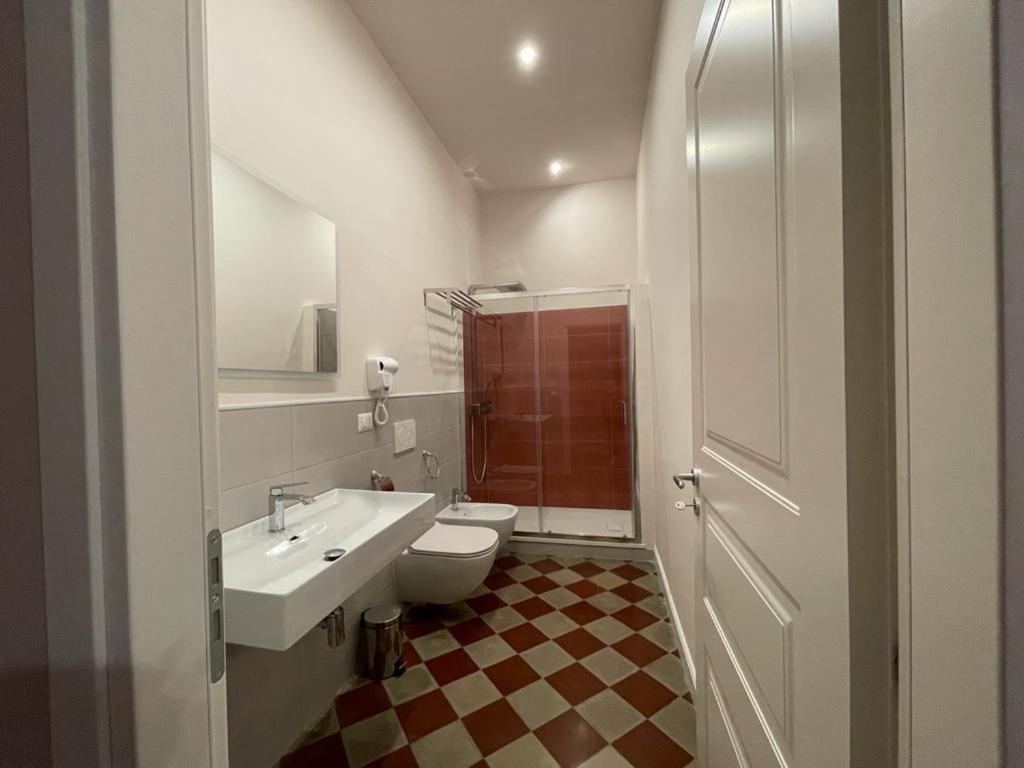 B&B Romeo Luxury Rooms CTA Exterior foto
